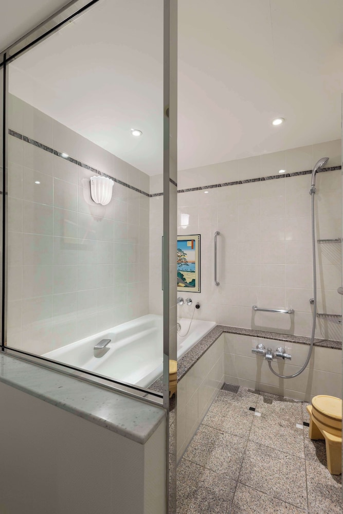 Garden Tower Suite For 3people, NonSmoking, Breakfast Included(Free Breakfast For Kids Sharing a bed thumbnail 6