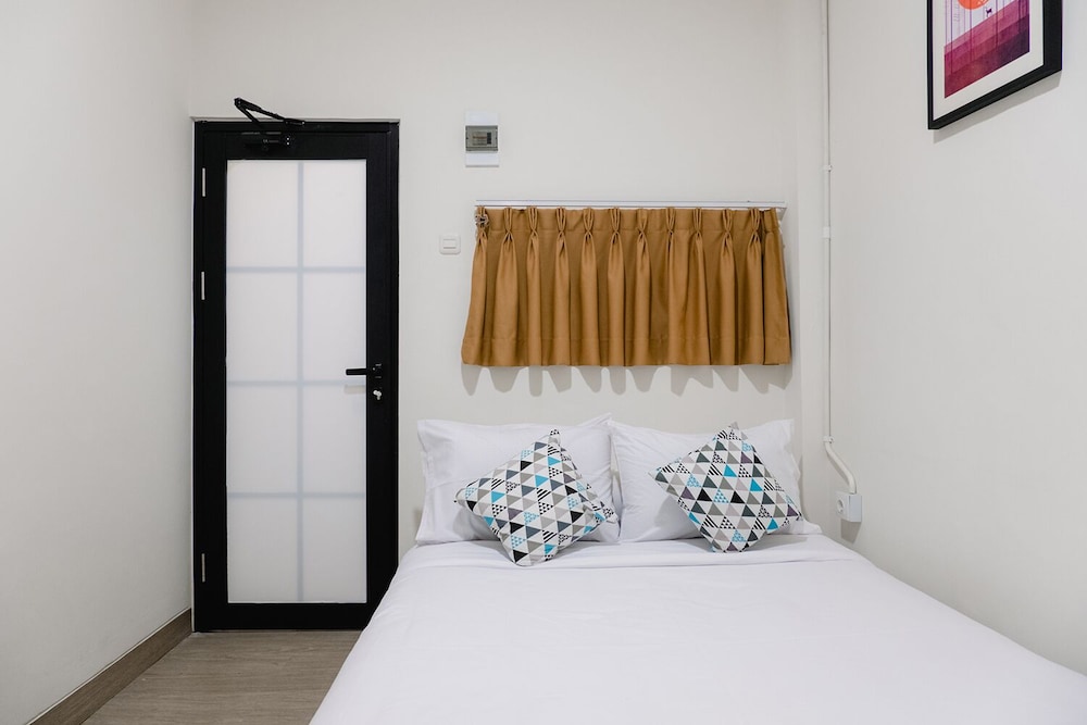 Standard Suite - Photo 1
