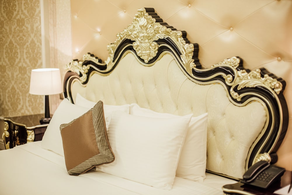 Royal Suite photo 3