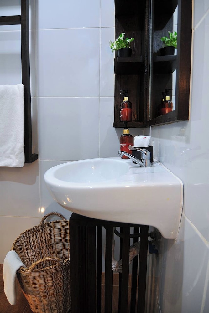 Superior Room - Photo 15