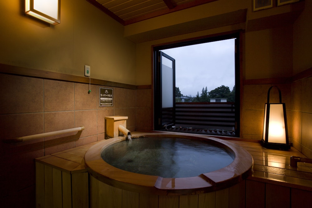 [East building] Suite with Open-Air Bath - Non Smoking thumbnail 5