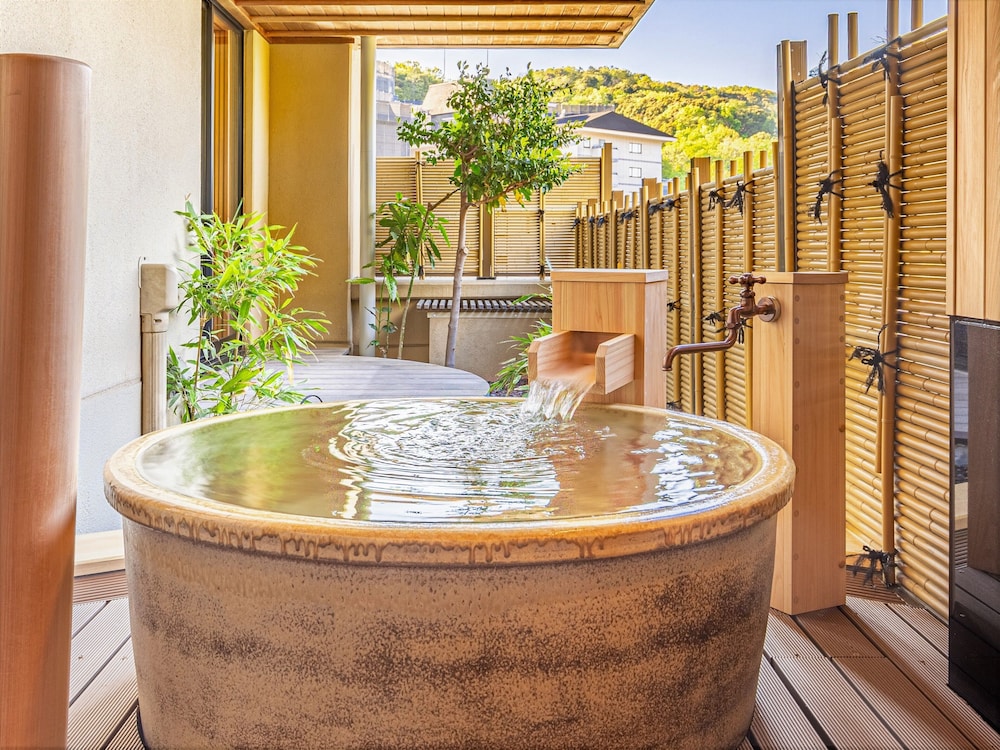 Japanese Style Room with Private Open-air bath, East Building photo 3