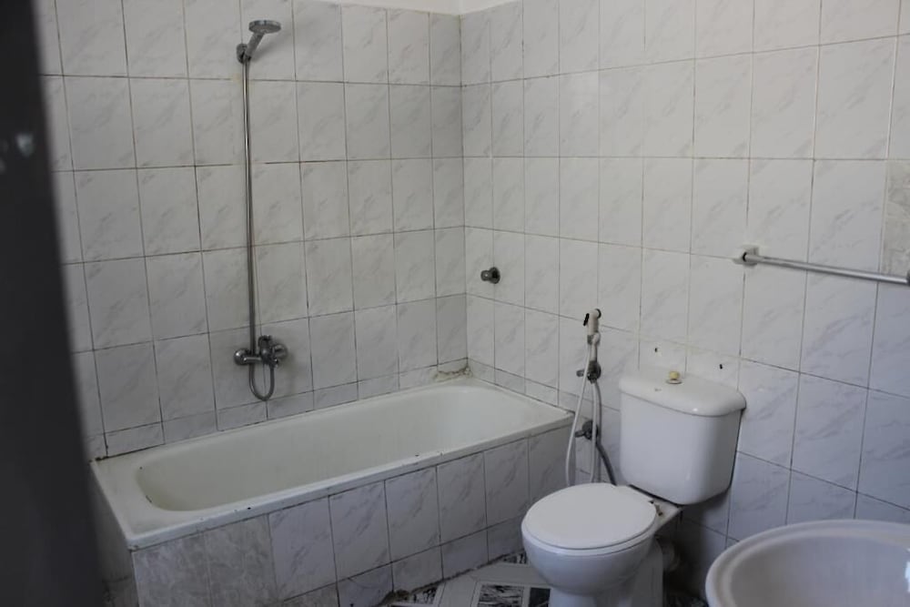 Deluxe Triple Room photo 2