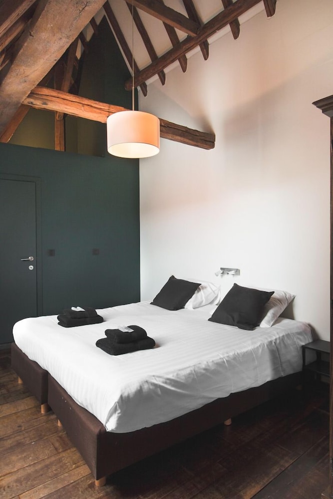 Deluxe Double or Twin Room - Photo 3