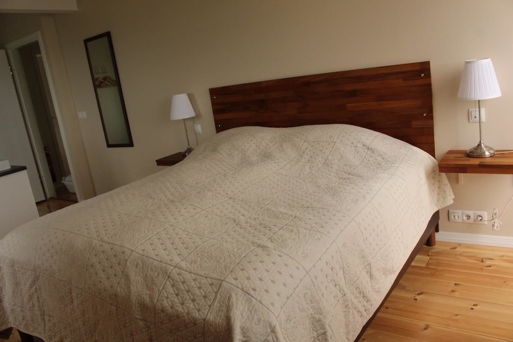 Double or Twin Room, Private Bathroom, Sea View photo 3