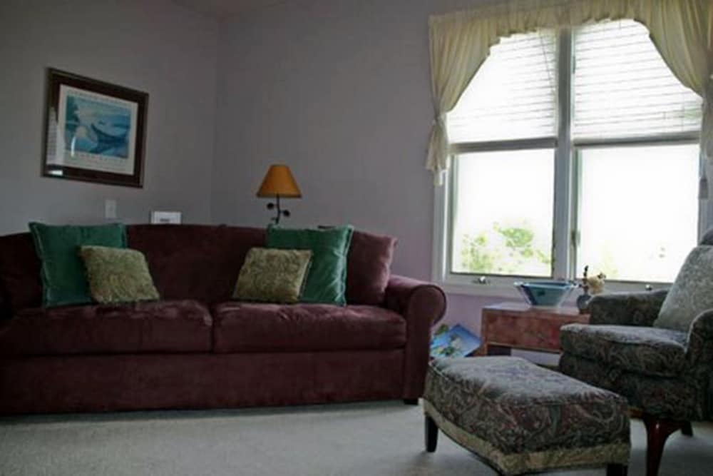 Economy Suite, 2 Bedrooms, Non Smoking photo 2