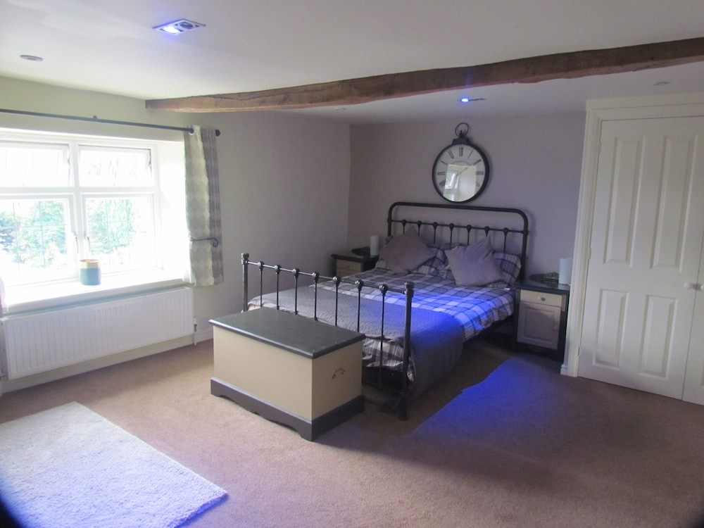 Luxury Apartment photo 2