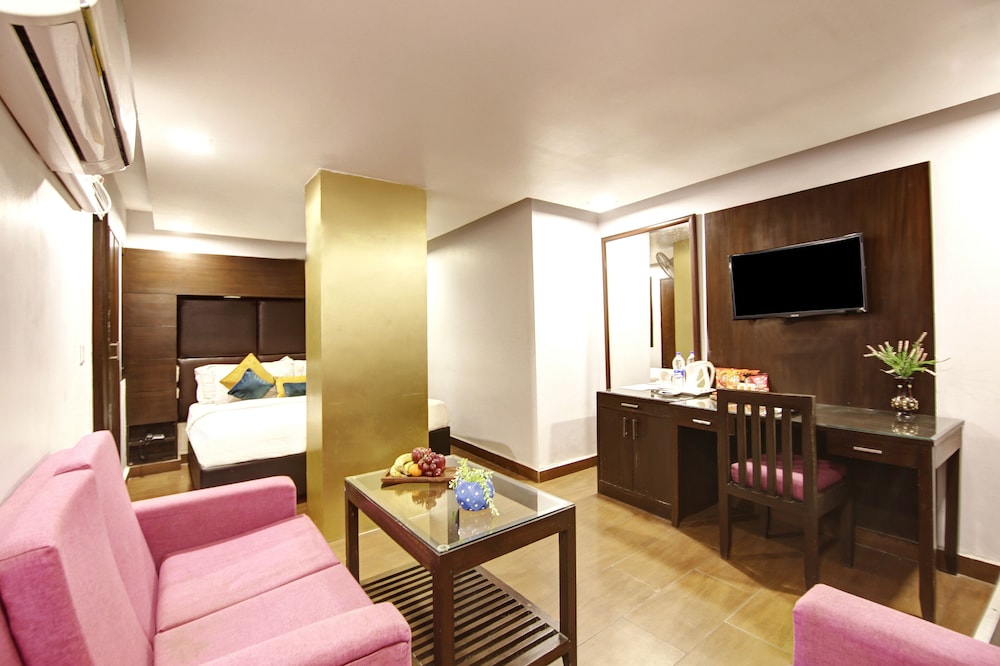 Super Deluxe Room - Photo 14