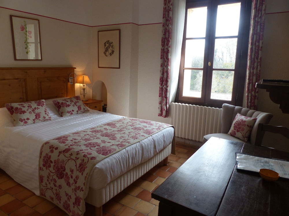 Standard Double Room Single Use (Small) - Photo 5