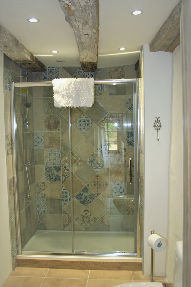 Deluxe Double Room, Ensuite, Courtyard View (With SuperKing Bed) photo 2