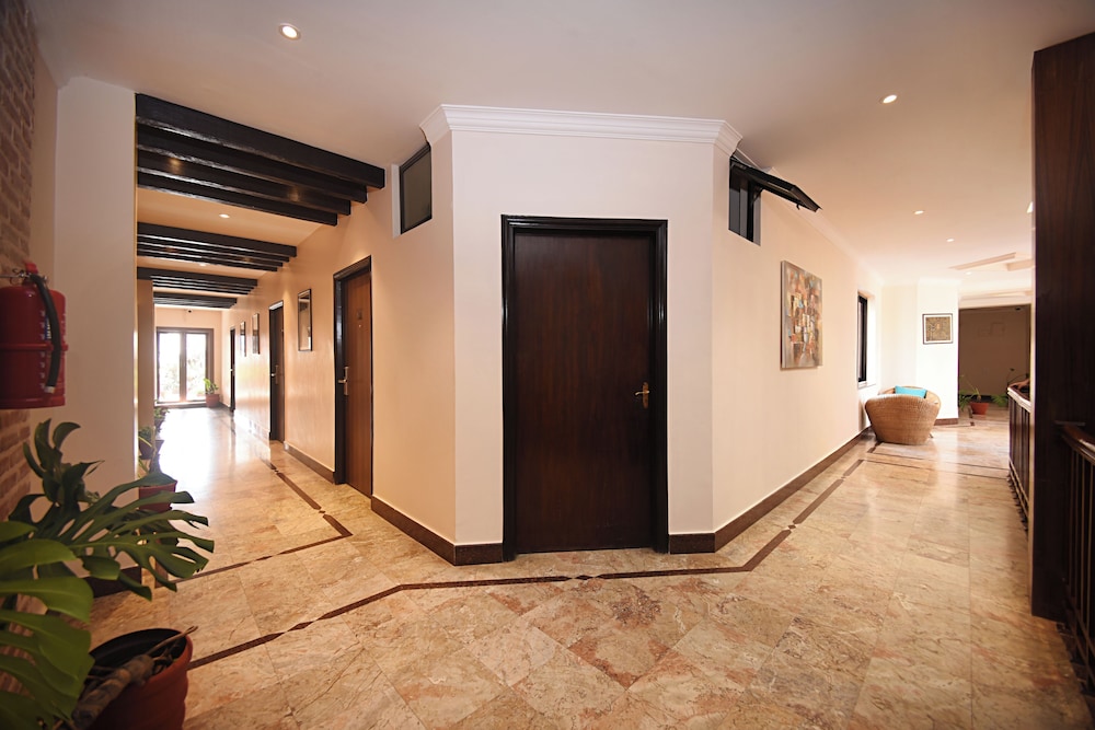 Deluxe Twin Room - Photo 9