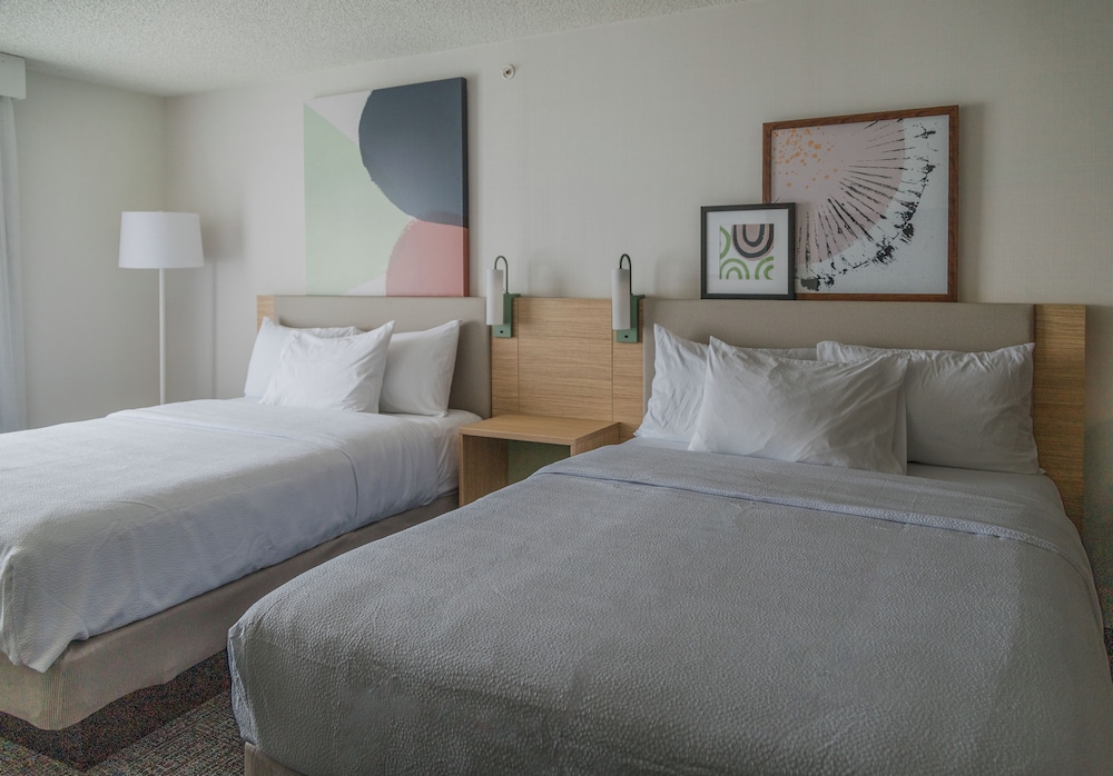 Room, Multiple Beds