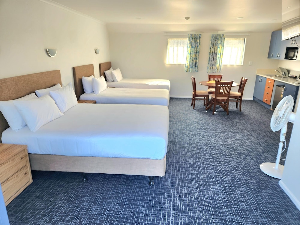Executive Studio Suite - Photo 1