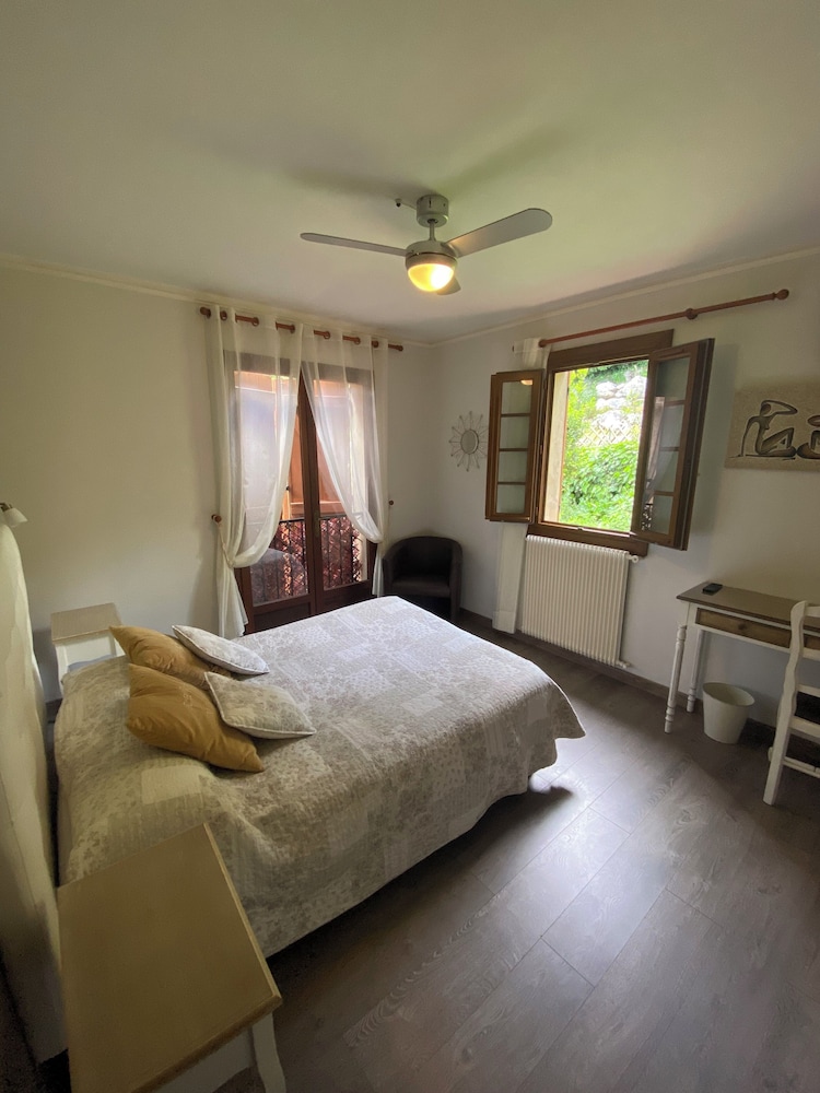 Double Room, Garden View photo 2