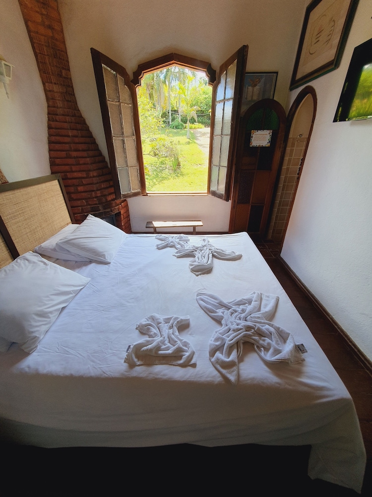 Panoramic Studio Suite, Valley View