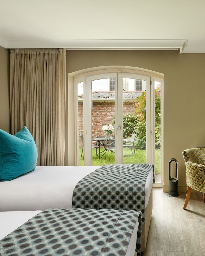 Standard Twin Room photo 3