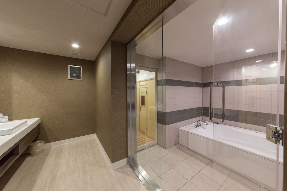 Double Room, Smoking photo 2