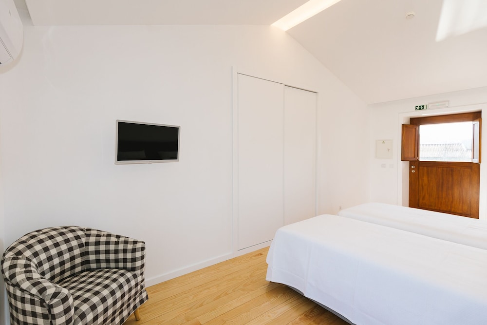Double or Twin Room (1) - Photo 4