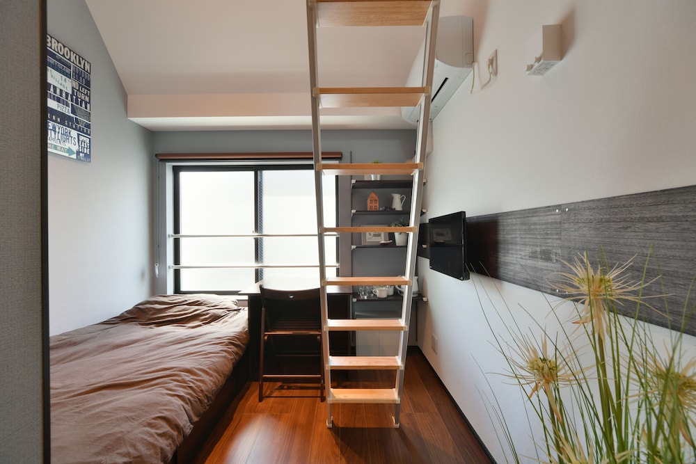 Apartment with Loft (2F) – No Elevetor photo 1