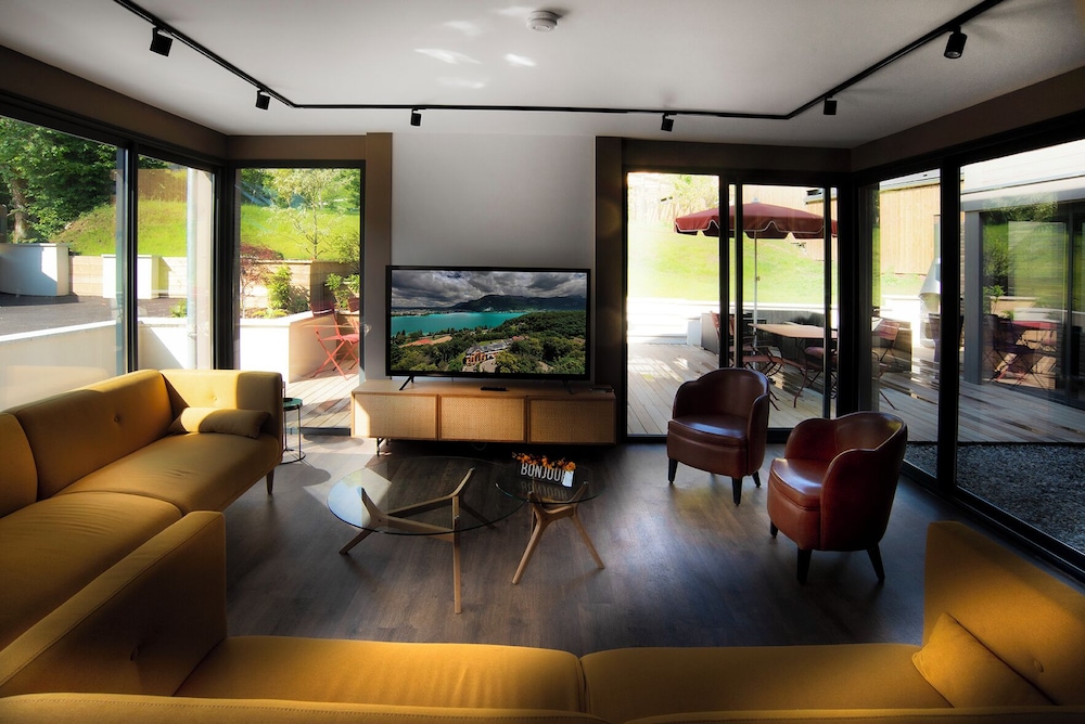 House photo 2