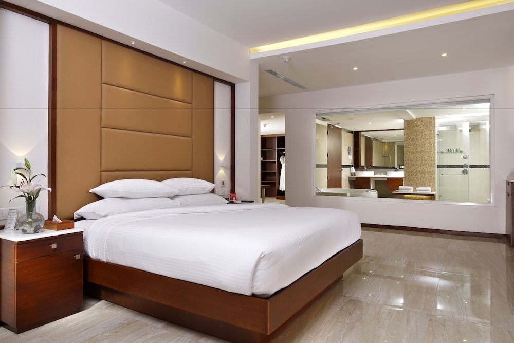 Presidential Suite, 1 King Bed photo 3