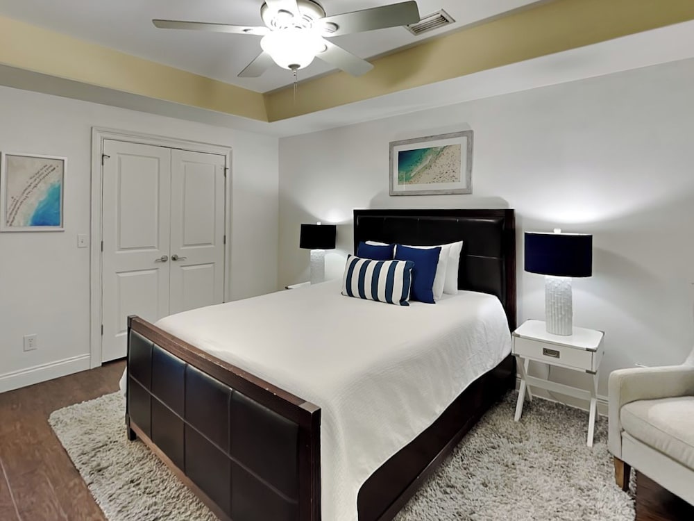 Studio (2 Bedrooms) photo 1