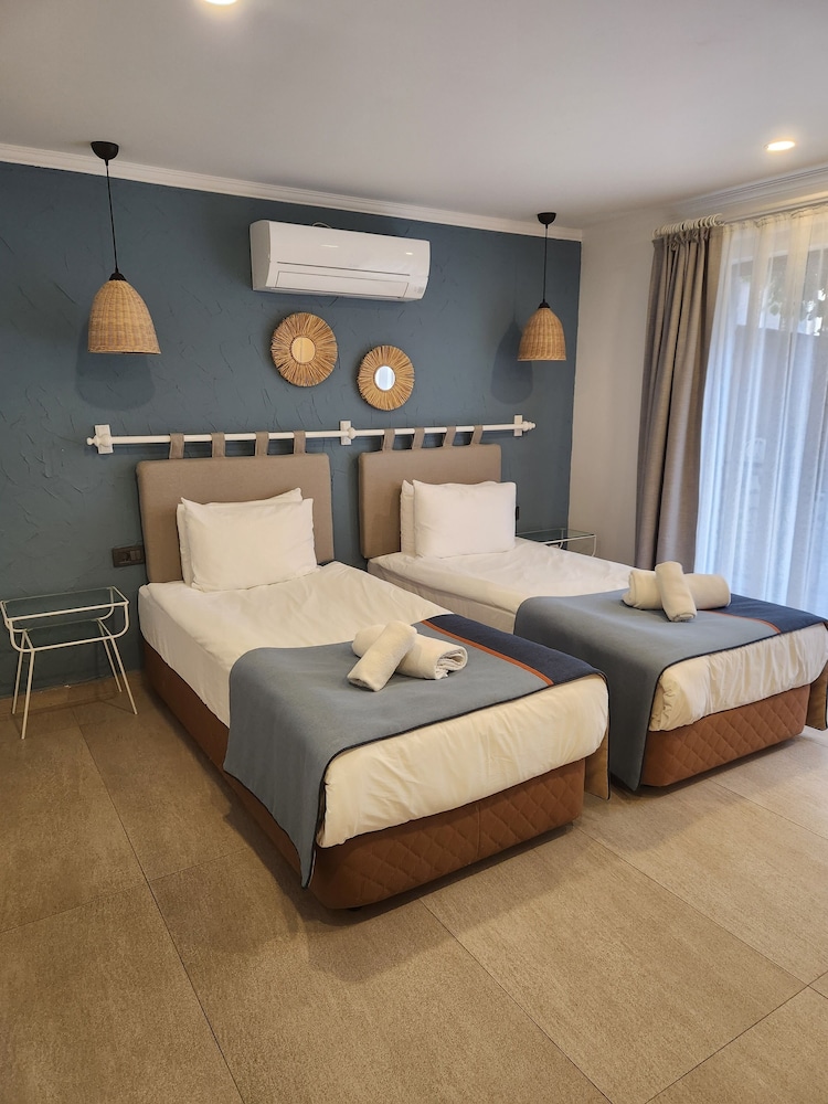 Standard Twin Room, Ground Floor