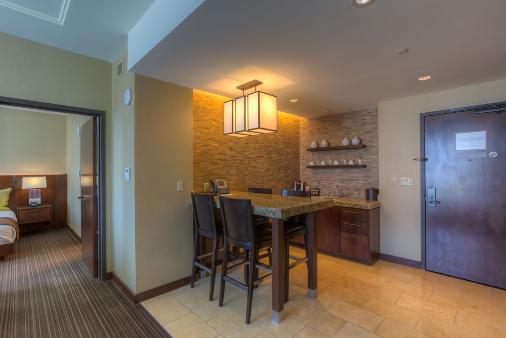 Executive Suite, 1 King Bed, Jetted Tub
