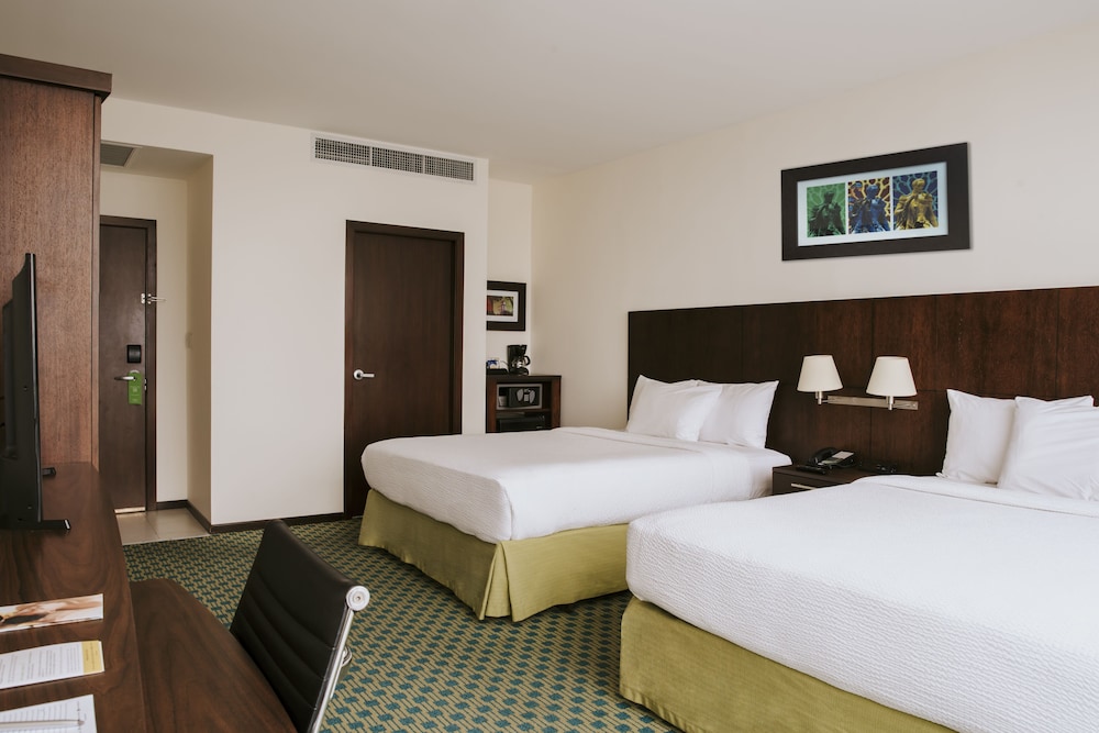 Junior Suite, Multiple Beds, City View - Photo 8