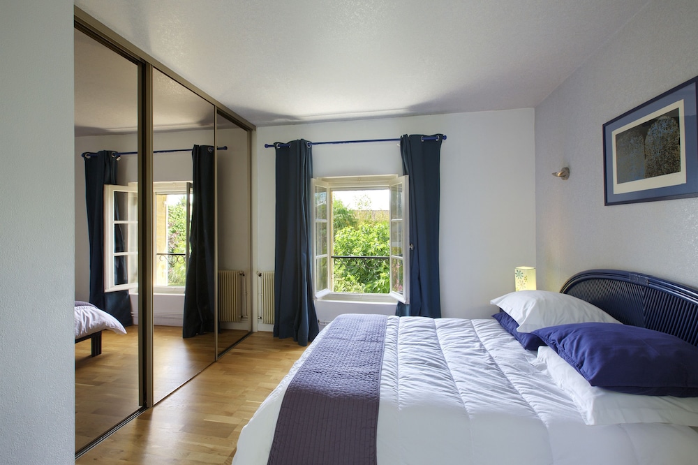 Suite, 2 Bedrooms photo 1