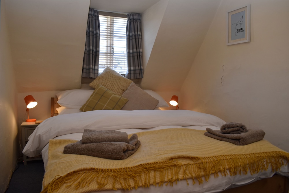 House, 1 Bedroom photo 2
