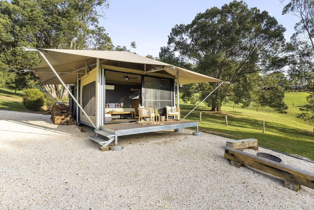 Luxury Tent, 1 Bedroom, Mountain View photo 1
