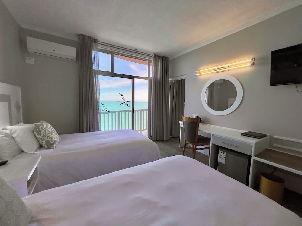 Comfort Room, 2 Bedrooms, Ocean View, Sea Facing photo 1