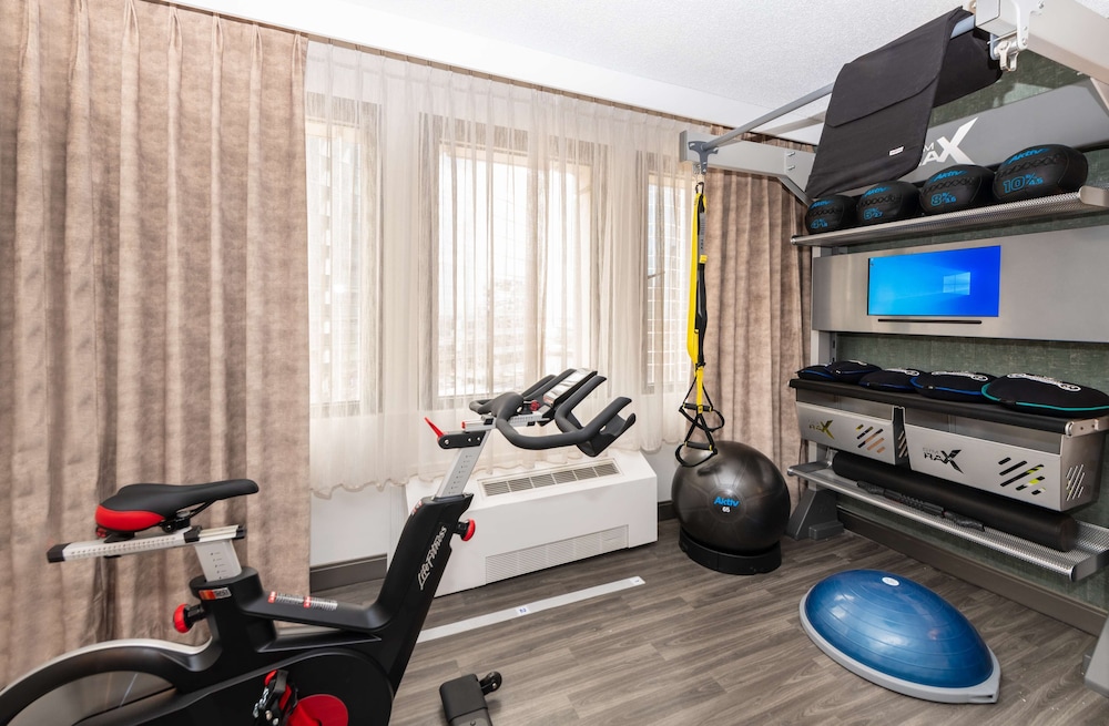 Room, 1 King Bed (Fitness)
