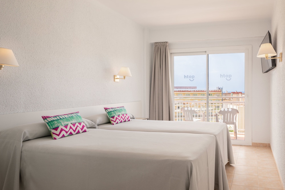 Triple Room, Pool View ( 2 adults + 1 child) - Photo 3