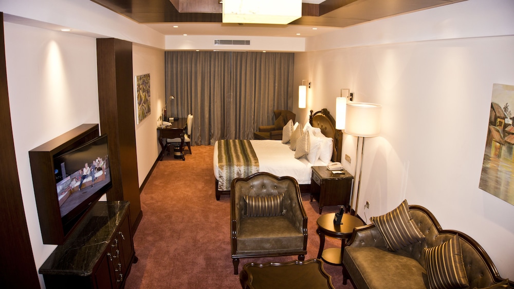 Executive Room photo 2