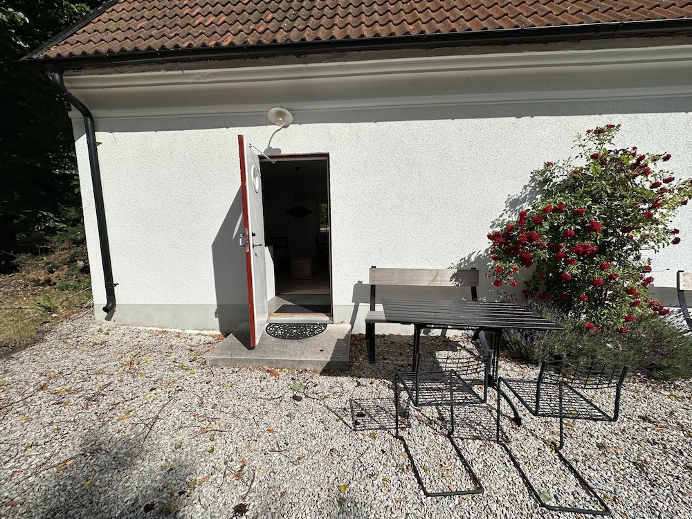 Apartment 7 photo 3