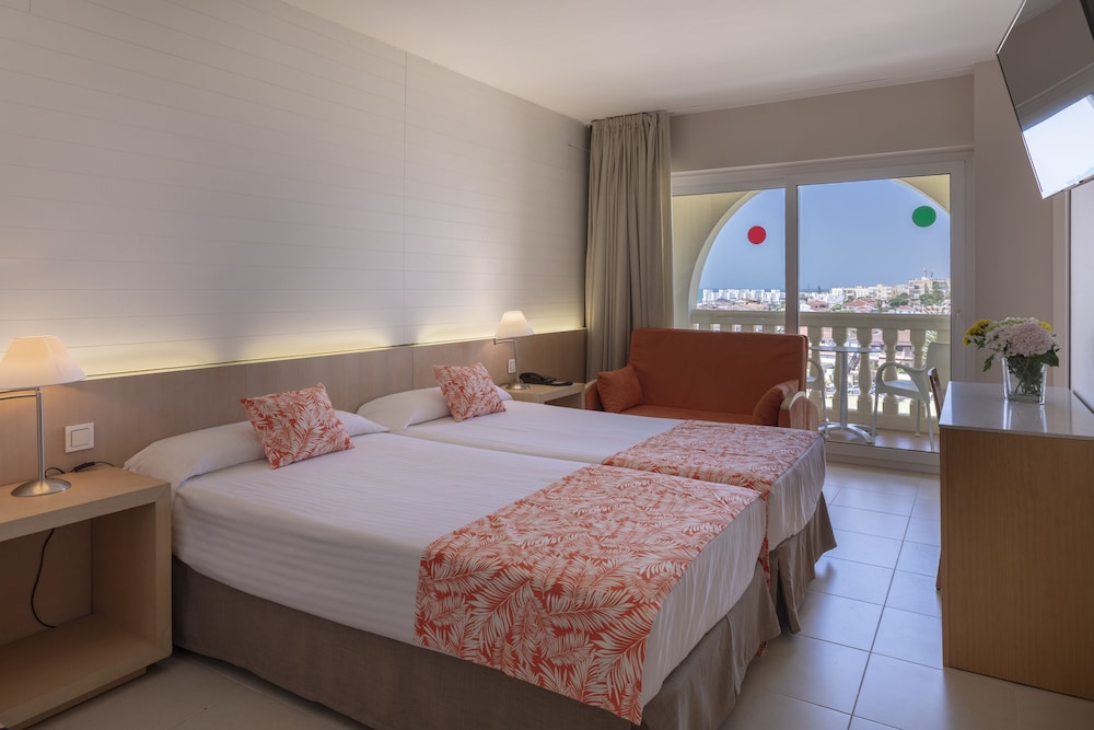 Double Room, Terrace, Sea View (2 Adults + 1 Child) photo 2
