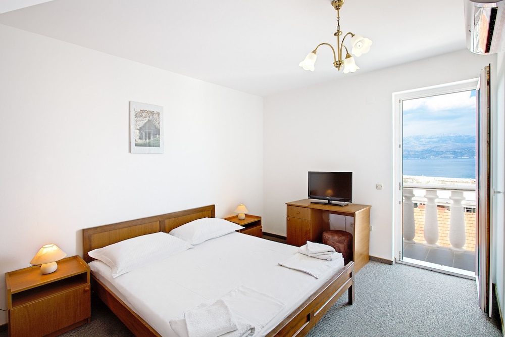 Standard Apartment, Balcony, Sea View photo 2