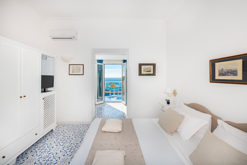 Junior Suite, Terrace, Sea View - Photo 2