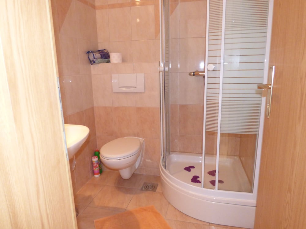 Studio, Multiple Bedrooms, Balcony, City View