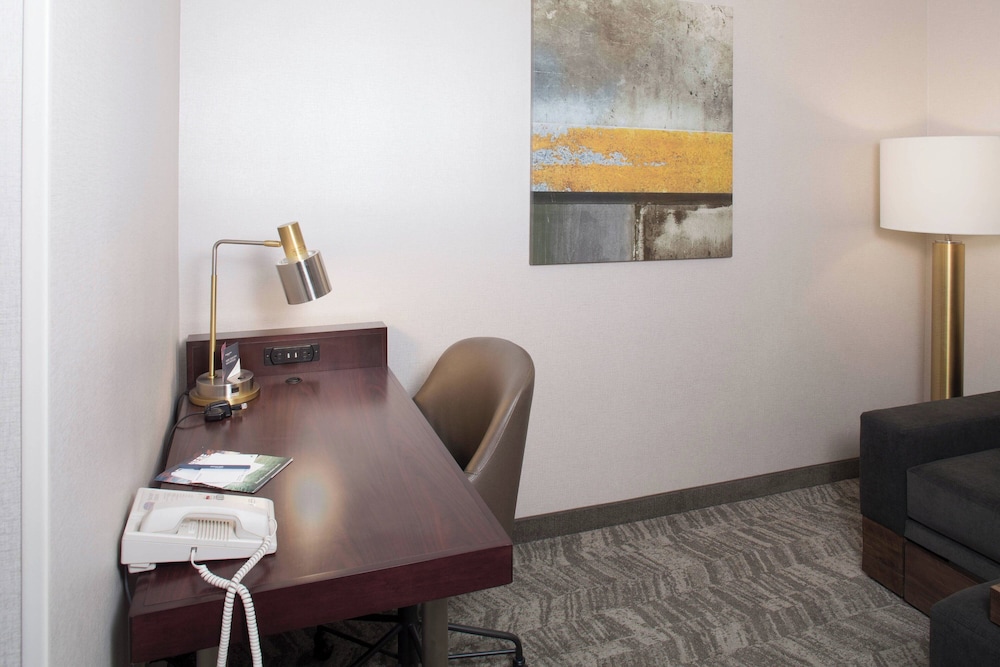 Suite, Multiple Beds - Photo 2