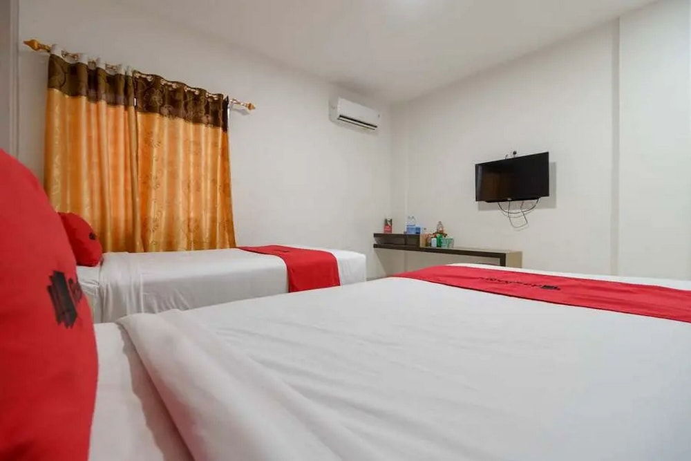 Twin Room - Photo 7