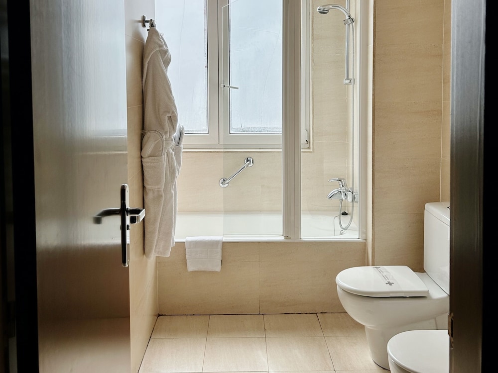 Junior Suite, Ocean View - Photo 14