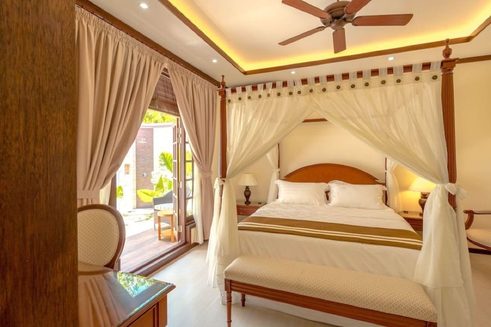 Luxury Villa With Pool