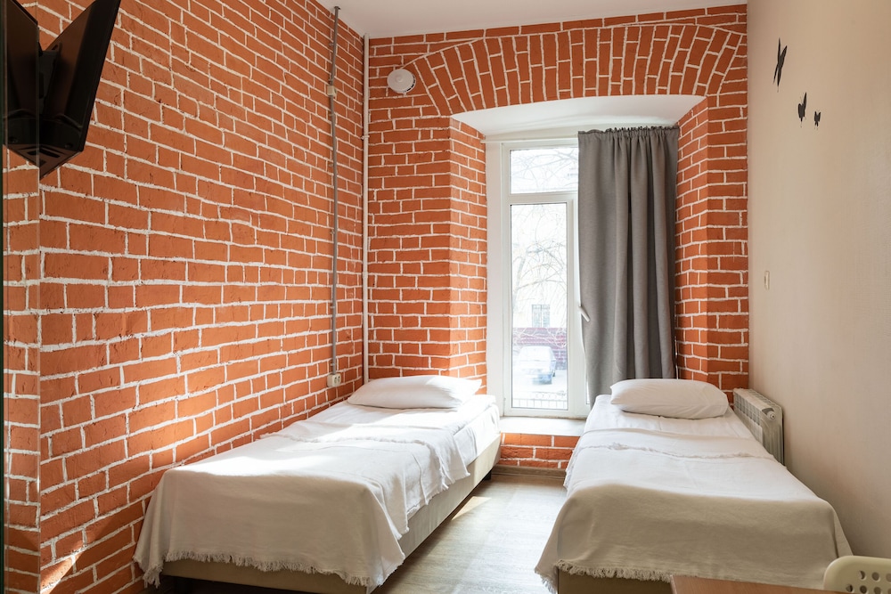Standard Studio, 2 Twin Beds