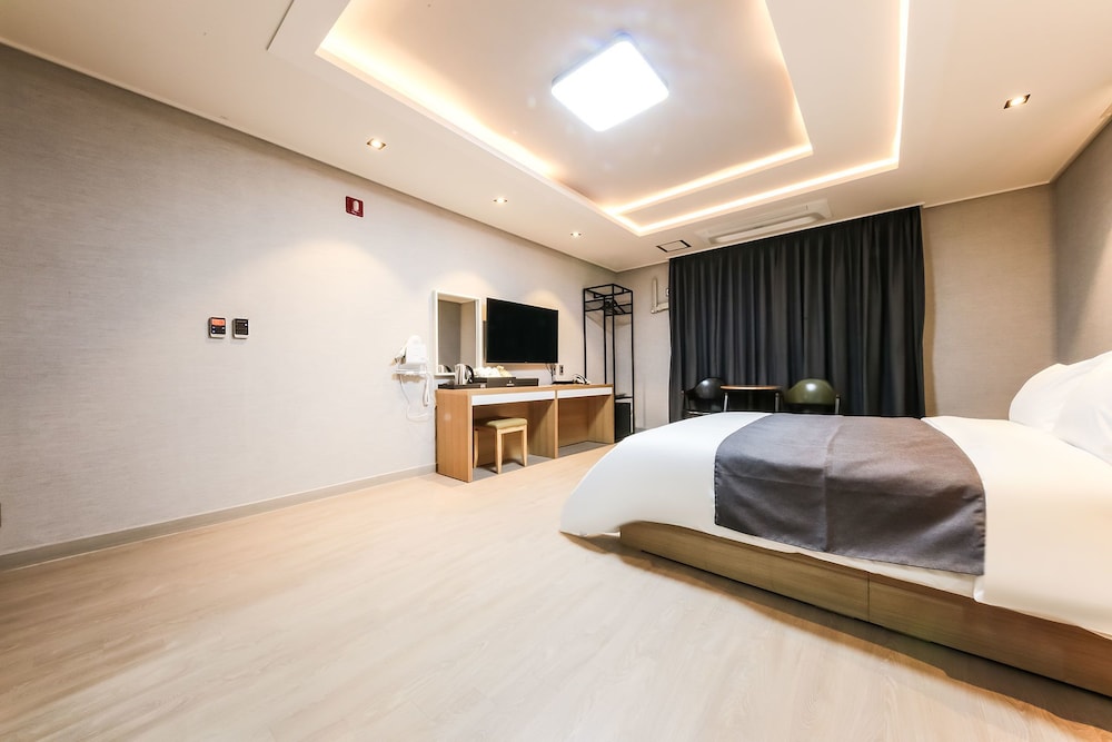 Standard Room - Photo 3