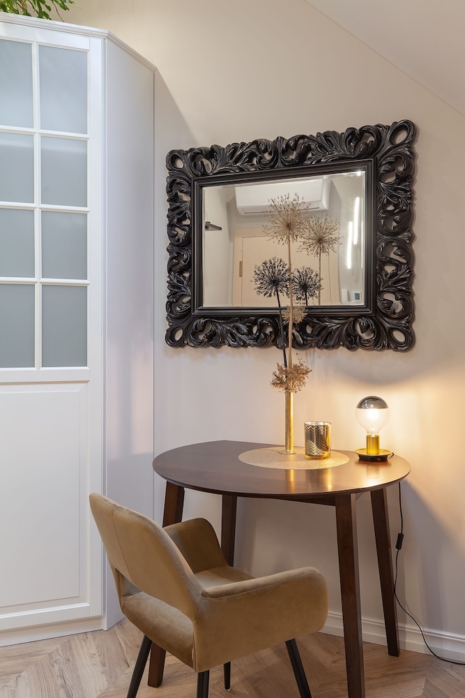 Business Single Room, 1 Bedroom, City View photo 3