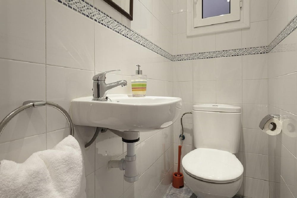 Apartment photo 2
