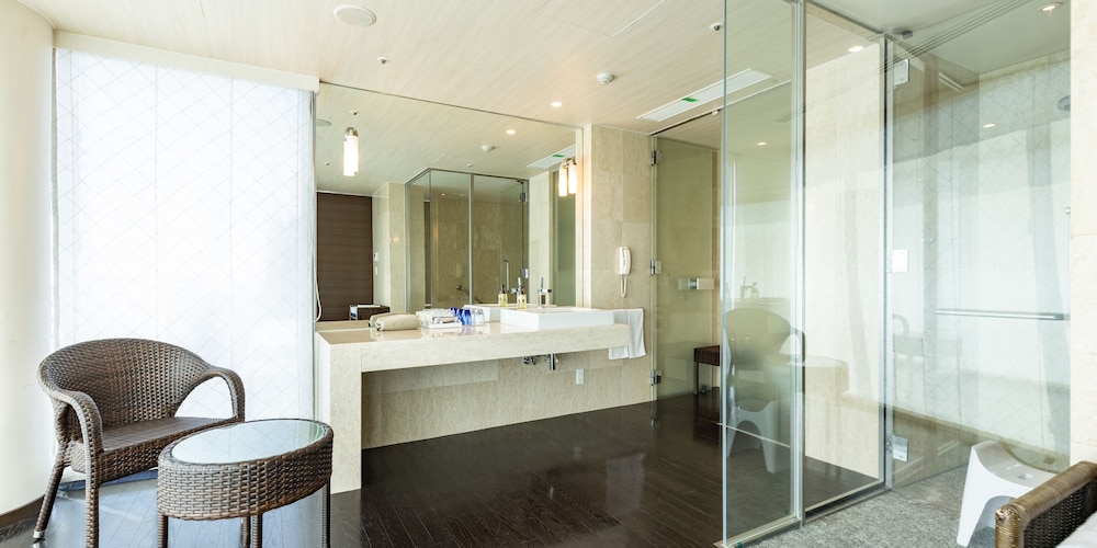 Junior Suite Room - Non-Smoking - Photo 2